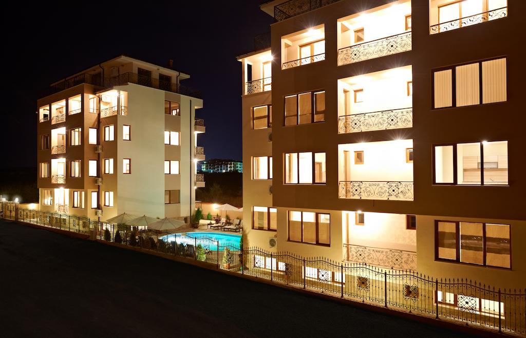 Stanny Court Aparthotel Nesebar Phòng bức ảnh