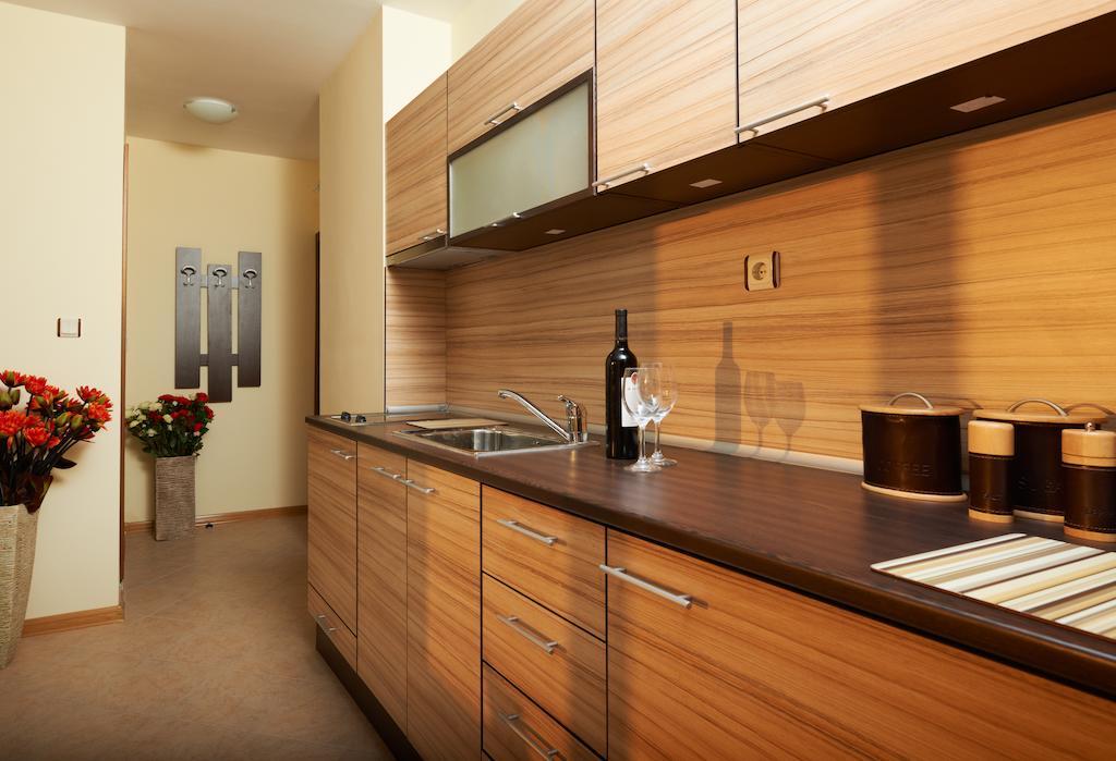 Stanny Court Aparthotel Nesebar Phòng bức ảnh