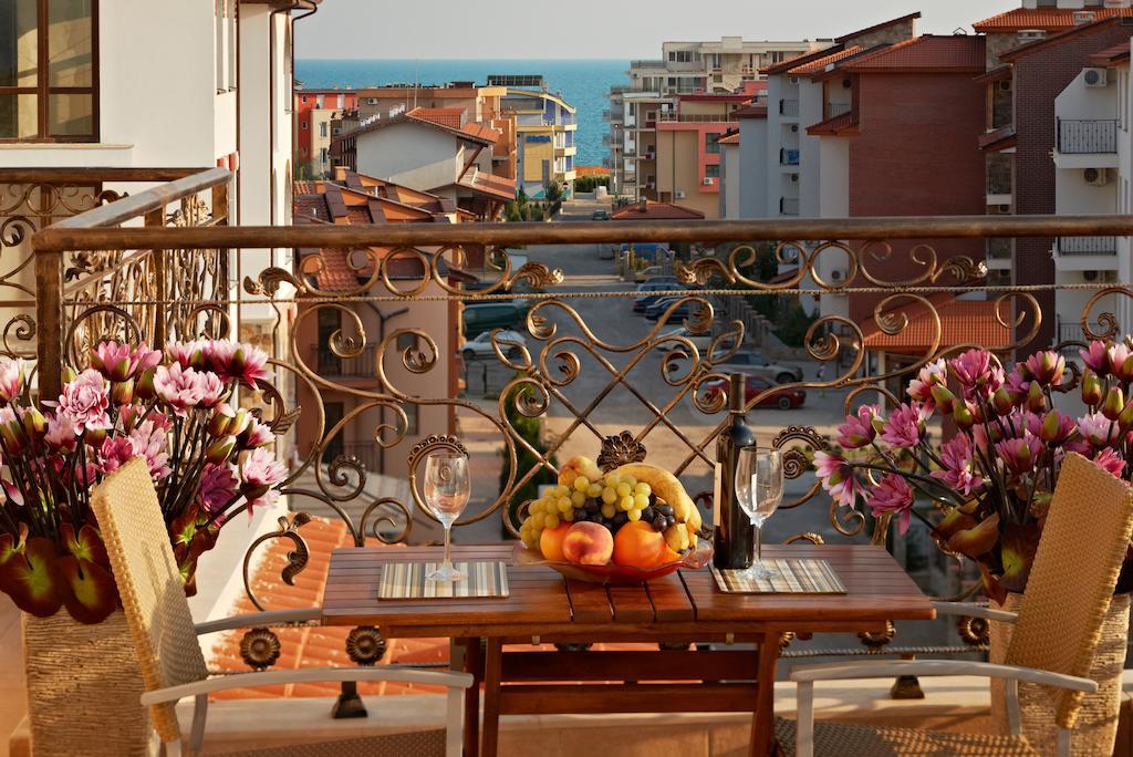Stanny Court Aparthotel Nesebar Phòng bức ảnh